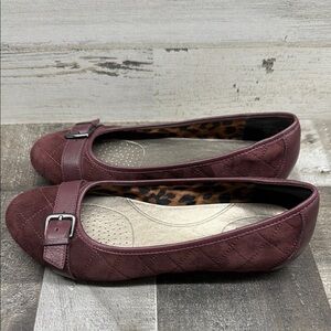 Clarks Poem Emerald Flats Women’s Size 7B Brown Slip-On Comfort Shoes Bendables